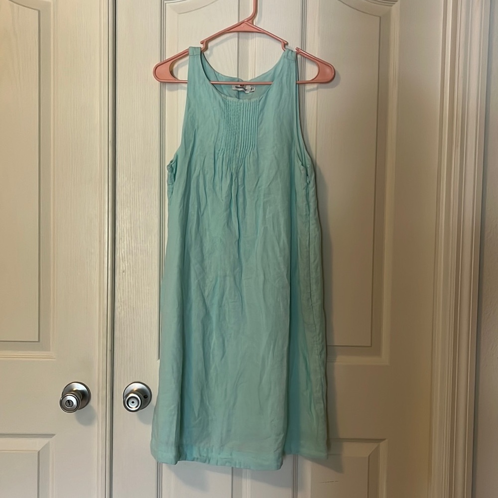 Vineyard Vines sundress size 10